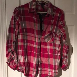 Plaid shirt with mesh heart cutout